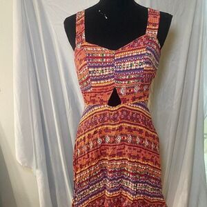 Dress size‎ medium